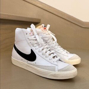 Nike blazer White and Black High-Top Sneakers